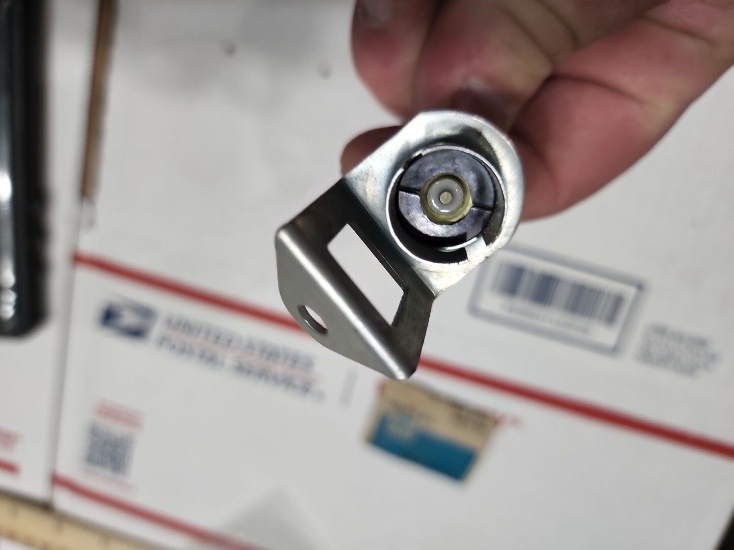 NOS GM LAMP 1487203