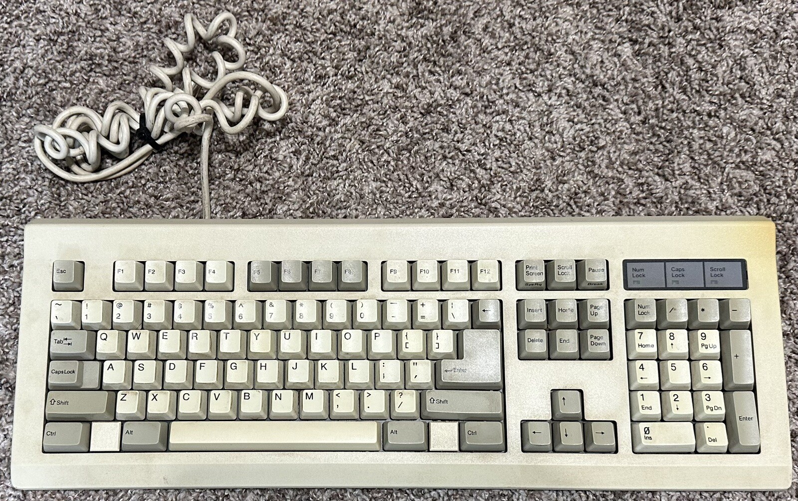 Datacomp Electronics Vintage Keyboard DFK121A08