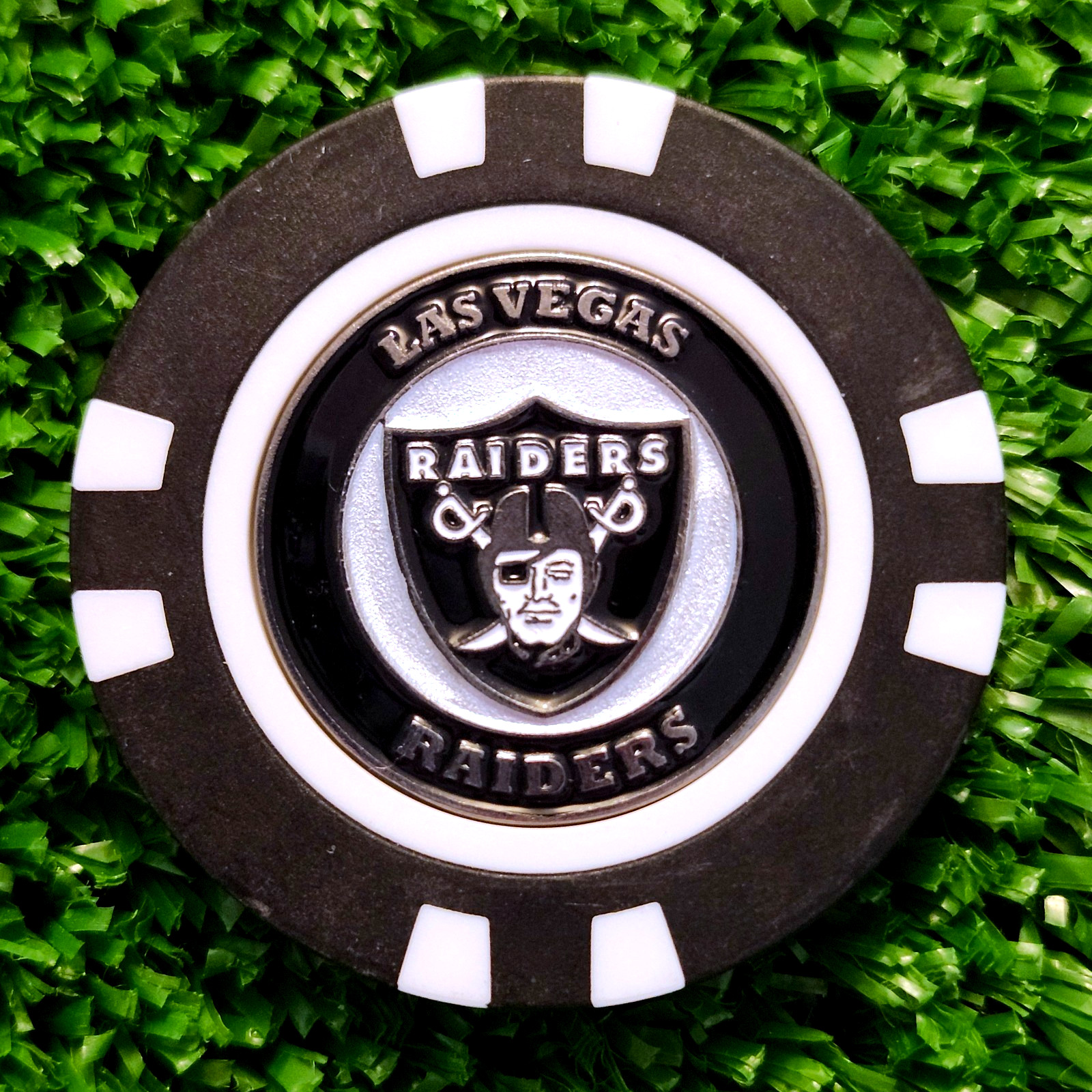 NFL Las Vegas Raiders Golf Ball Marker Magnetic Poker Chip New