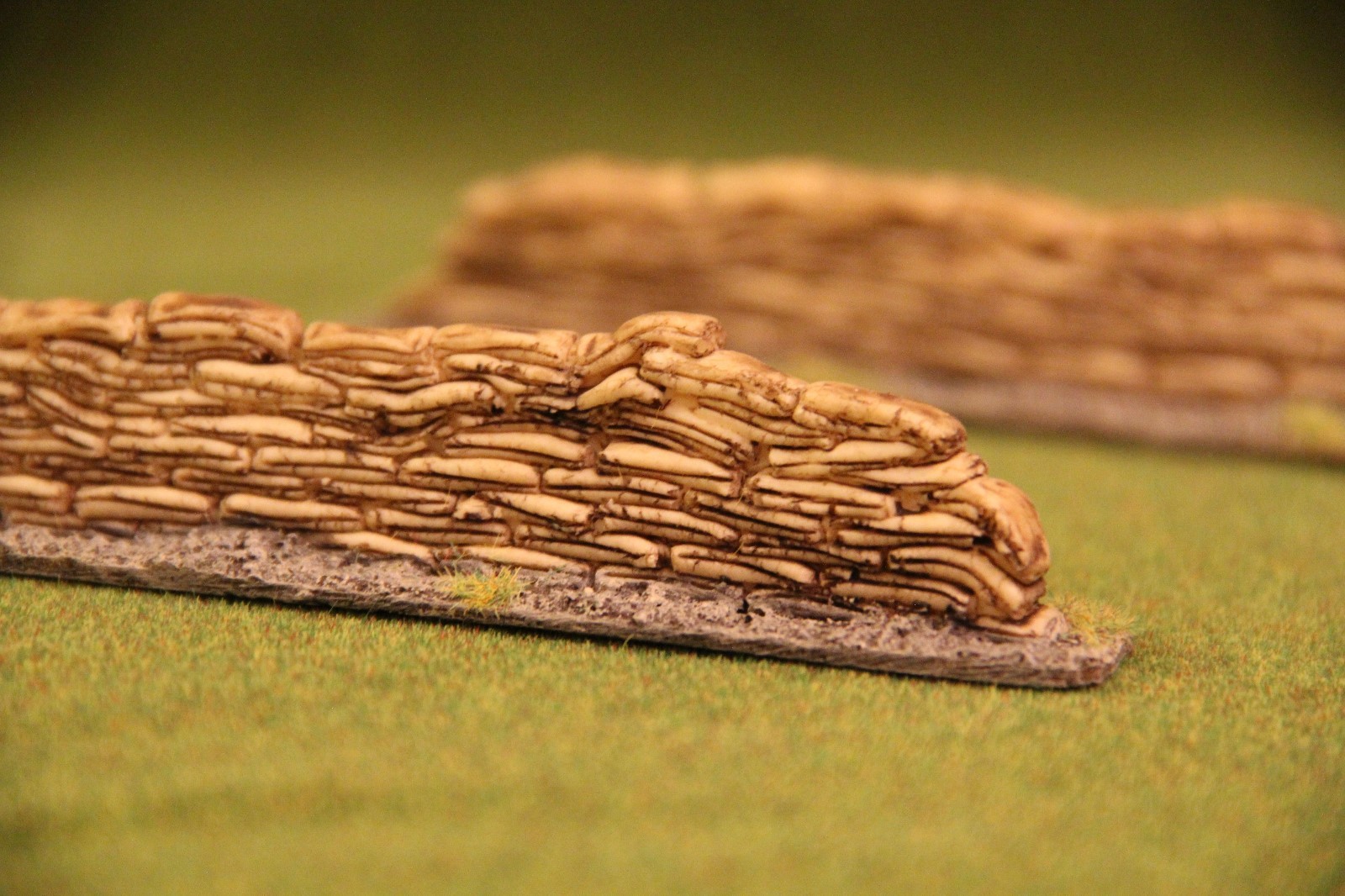 War games scenery modular sand bag walls x2, resin cast warhammer style.