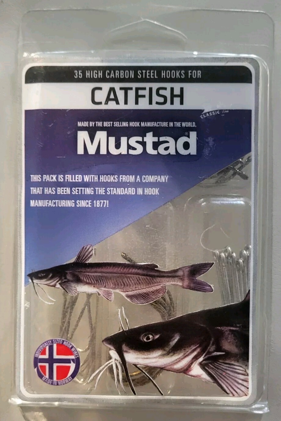 Mustad Catfish Hook Kit 35 Piece High Carbon Steel Fishing Hooks Tackle Set