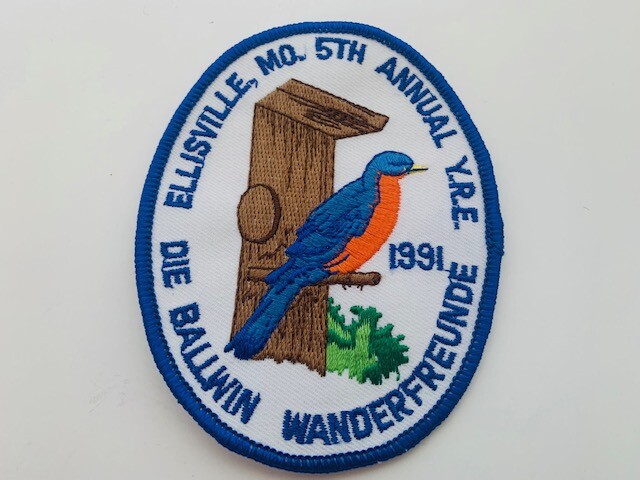 Advertising Patch Logo Emblem Sew vtg patches Ellisville Missouri Bird Ballwin