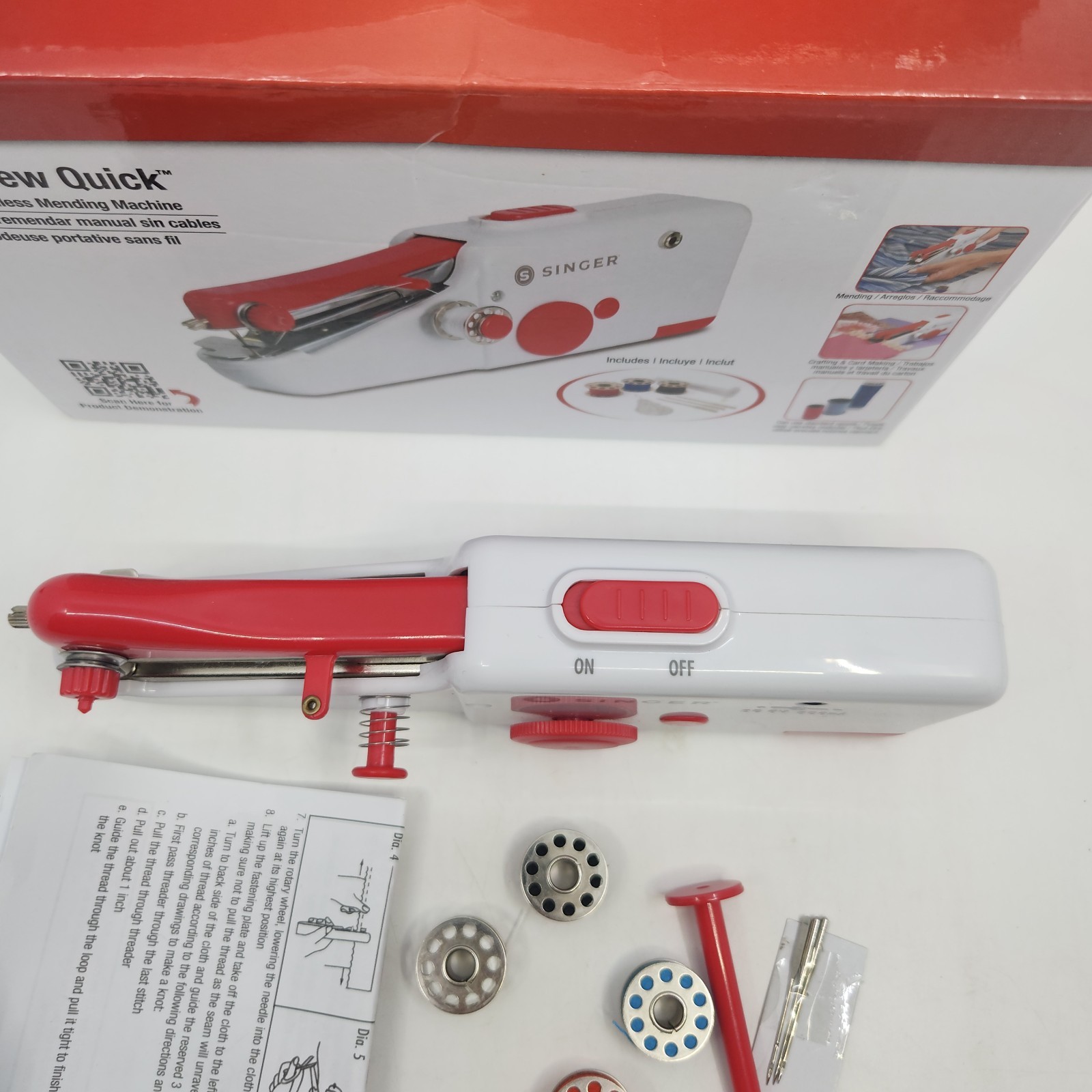 Singer Stitch Sew Quick Handheld Sewing Machine 01663 Cordless Works READ