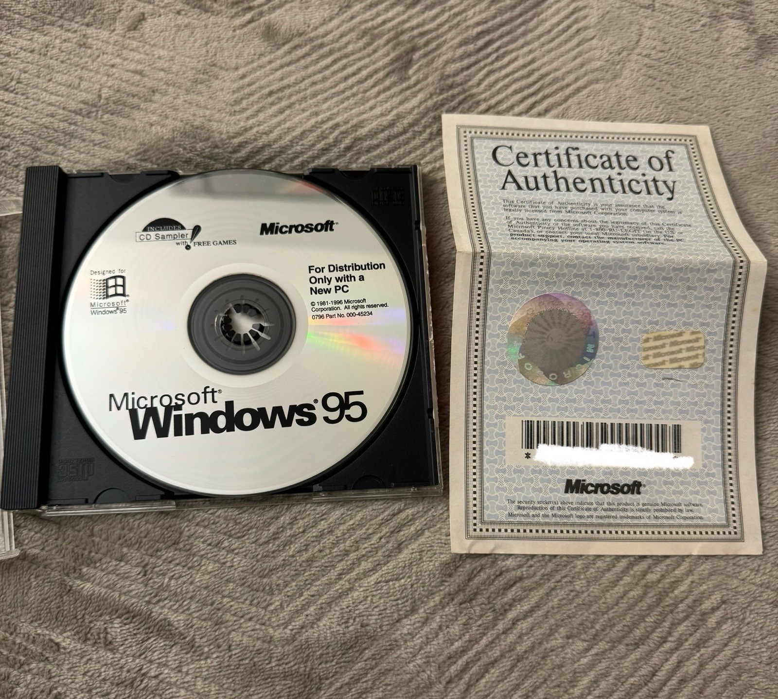 Microsoft Windows 95 Upgrade Disc (No Product Key) + Certificate of Authenticy