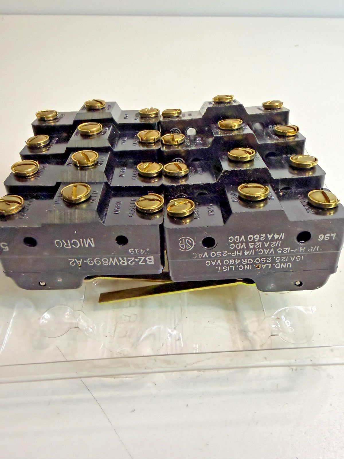 HONEYWELL BZ-2RW899-A2 / BZ2RW899A2 lot x 8 Opened Box