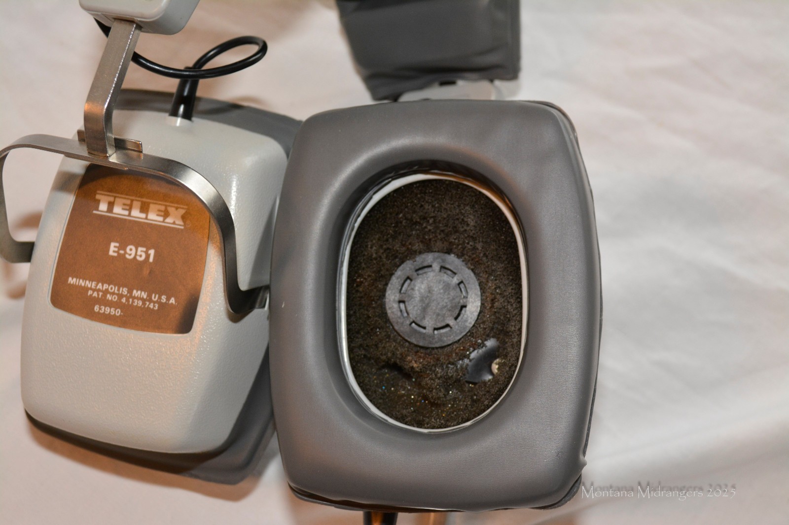 Telex E-951 Aviation Headsets Pair Dual Plug With Original Boxes And Paperwork