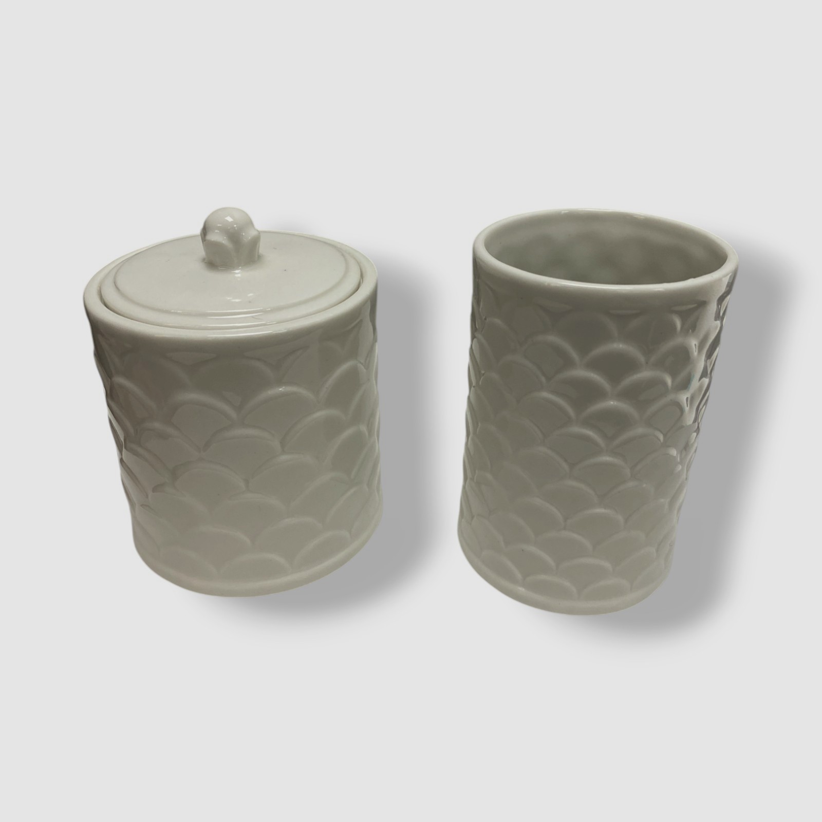 Cassadecor White Duomo Bathroom Cotton Jar + Tumbler 2-Piece Set