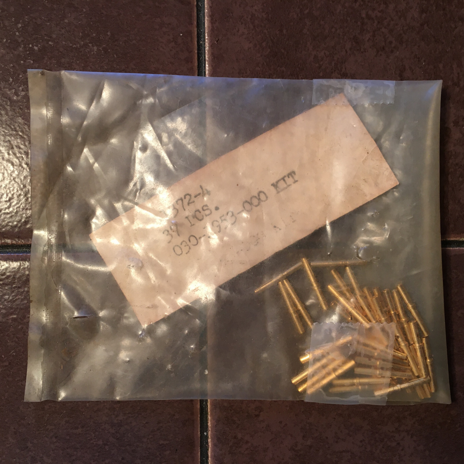 37 ITT Cannon 030-1953-000 pins