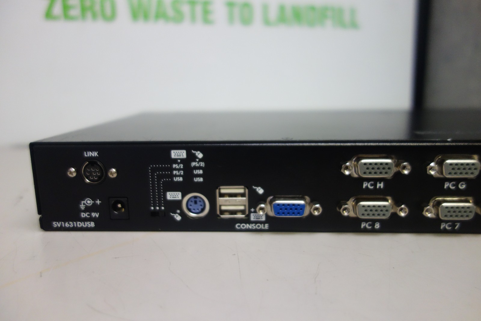 StarTech.com 16 Port 1U Rack mount VGA USB KVM Switch (SV1631DUSB)