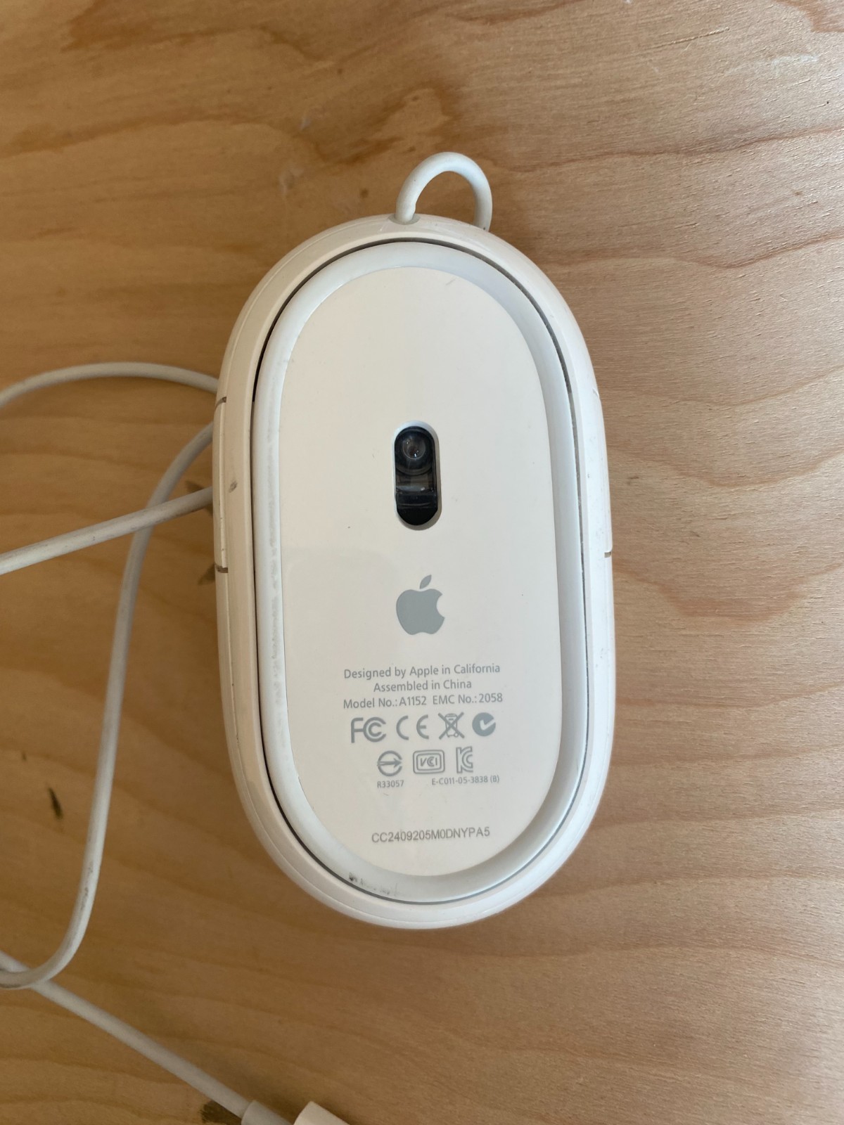 Apple USB Wired Optical Mouse (A1152)