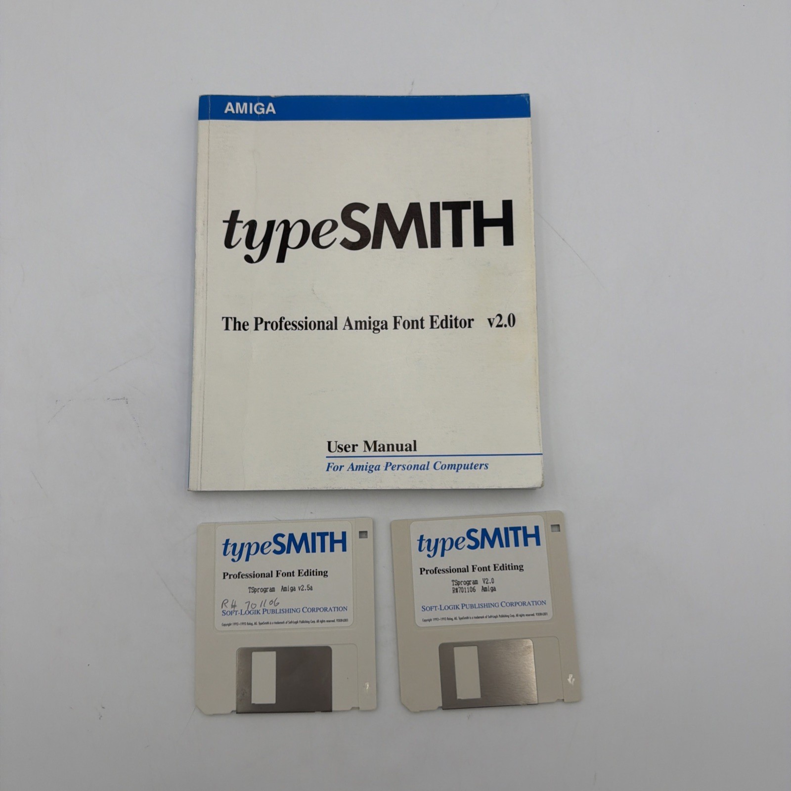 TypeSmith v2.5a Amiga Professional Font Editor Manual + 2 Original Disks Soft-Lo