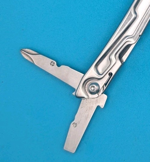 Leatherman Bolster 13 Tool Stainless Steel Multi-Tool!
