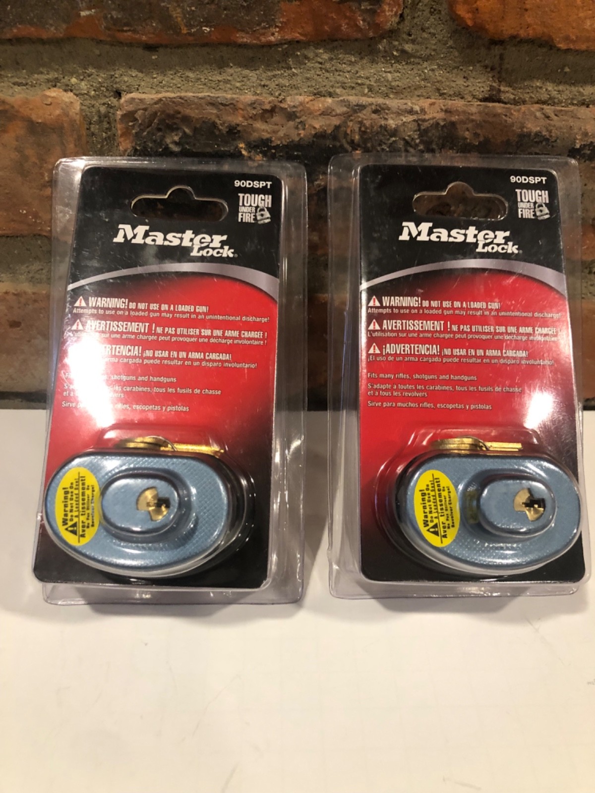 Master Lock Gun Trigger Lock New in Package 90DSPT with 2 Keys Lot of 2