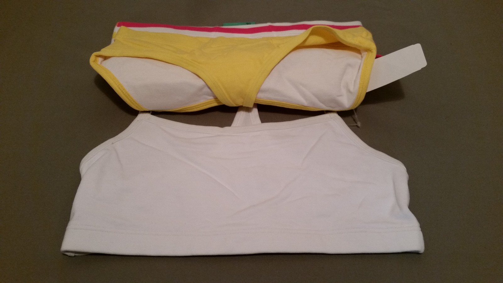 New Bestform Sport spaghetti strap racerback Top 3 Pack