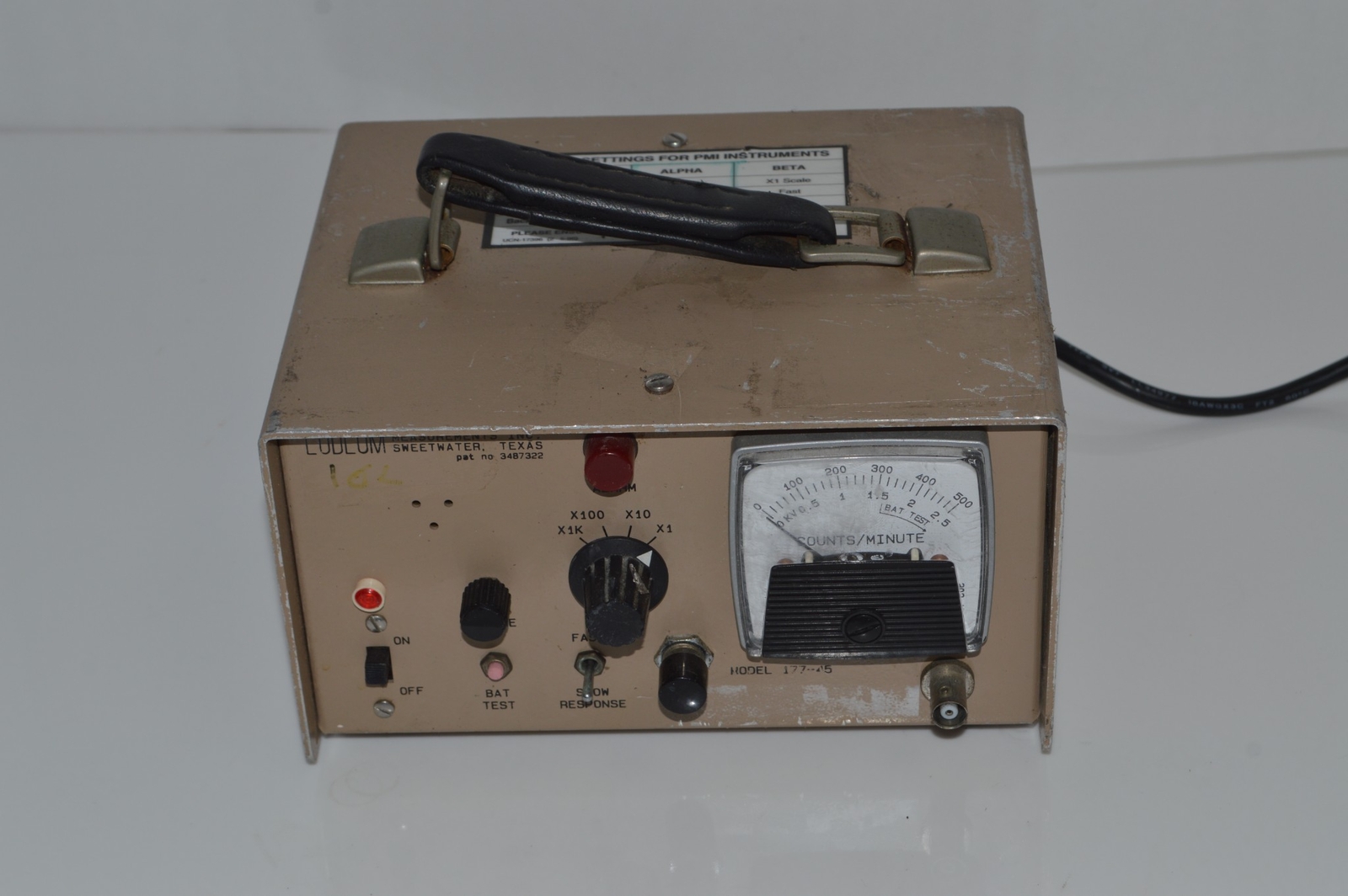 LUDLUM MEASUREMENTS INC MODEL 177-45 RADIATION DETECTOR  (QOR13)