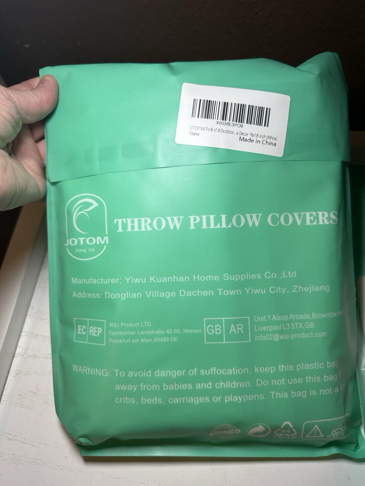 8 White Outdoor Throw Pillow Covers, 18” X 18” New in Package