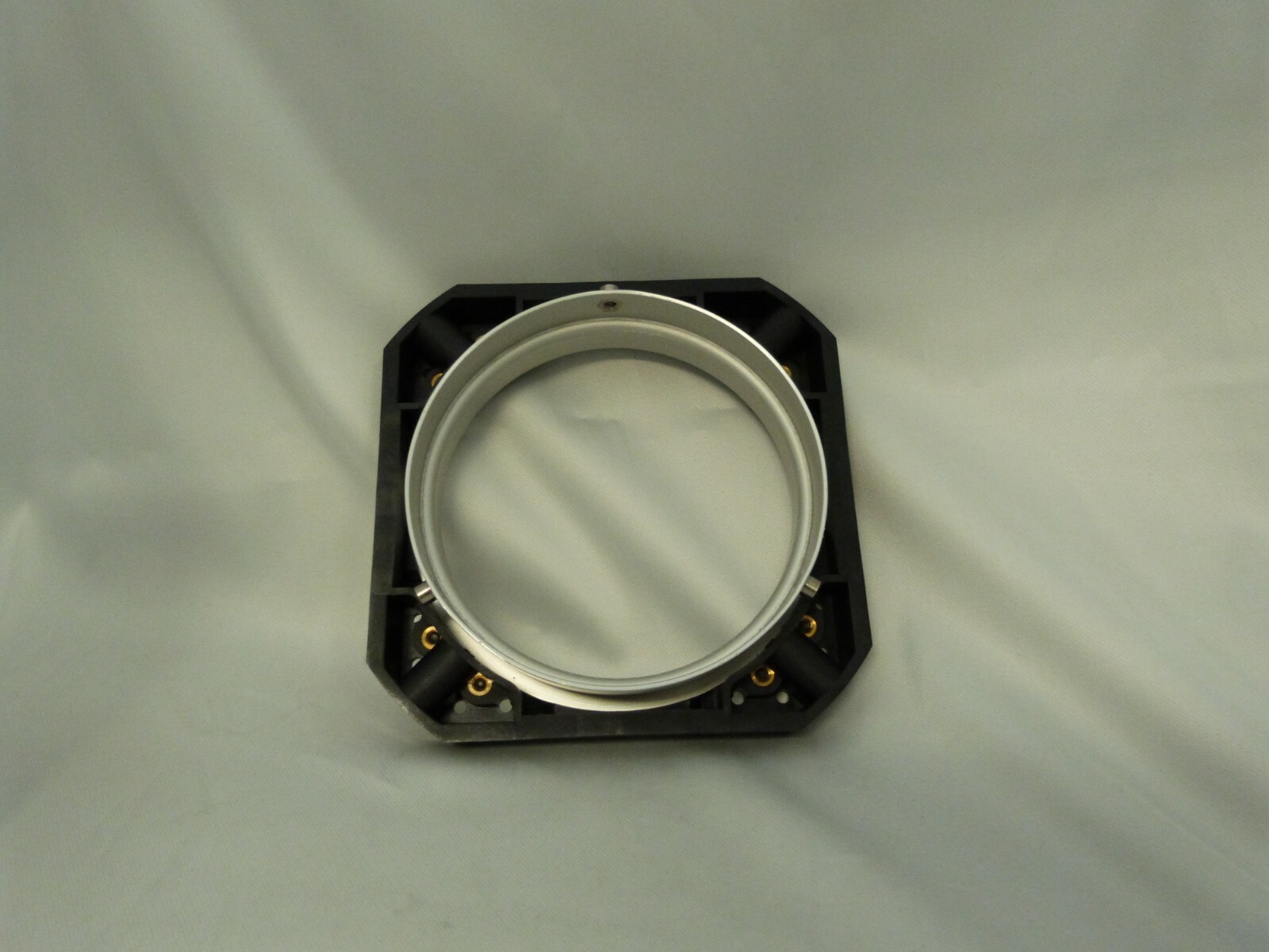 Chimera Dynalite Rotating Softbox Holder