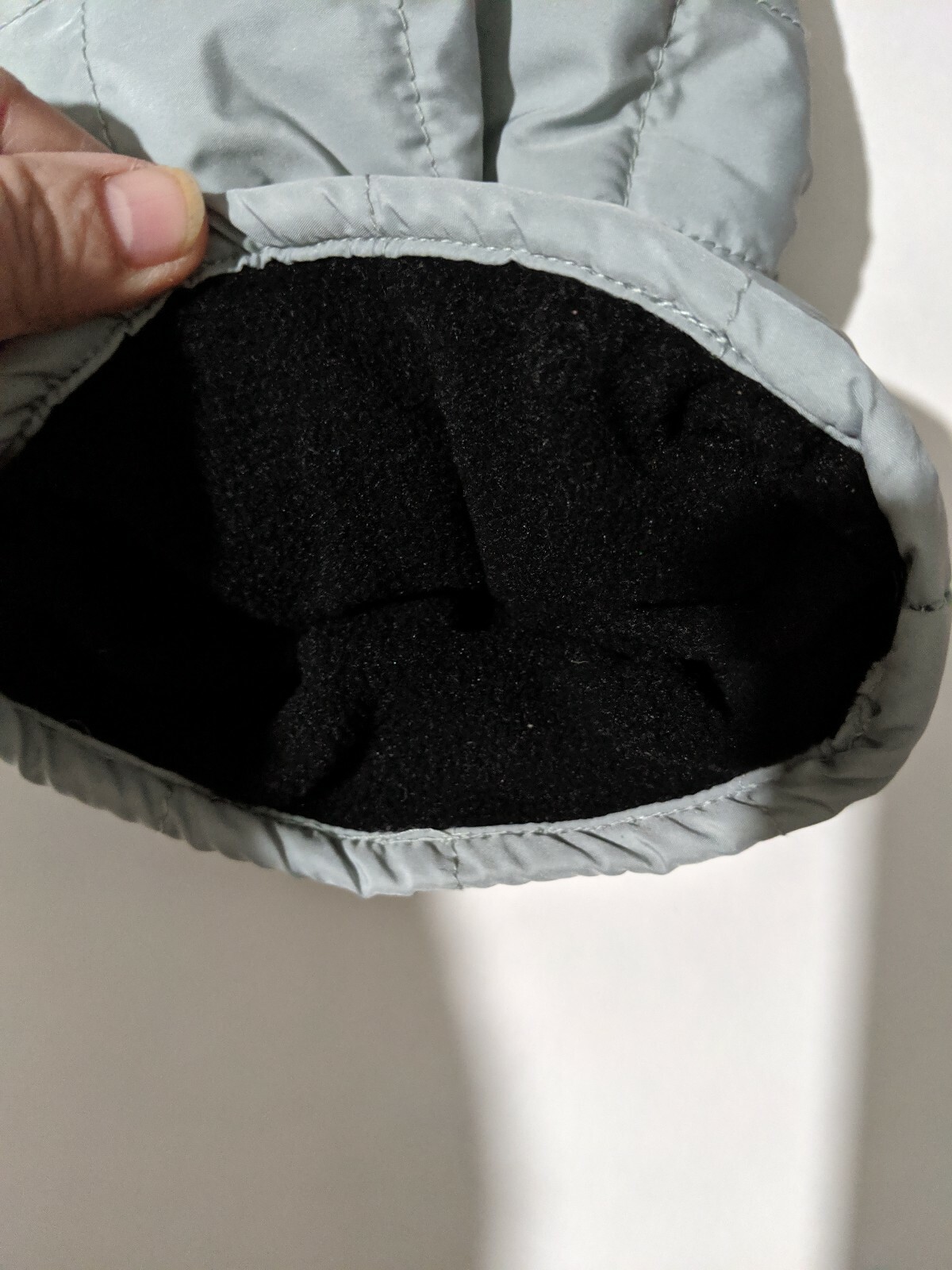 Subzero Gray Premium Winter Ice Scraper Mitt NEW