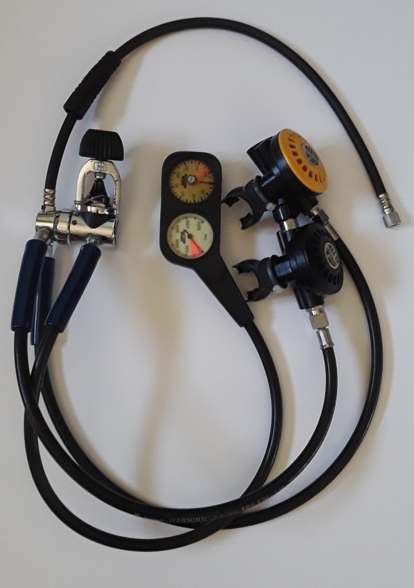1st Stage COLTRI SUB Yoke 2nd Stage SEA ELITE Console, Octopus & Regulator