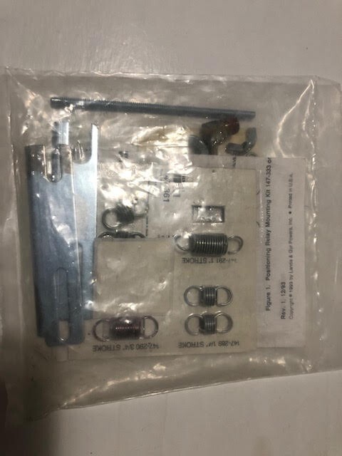 Siemens Building Technologies 147333 Valve Mounting Kit, Positioning Relay, 8" A