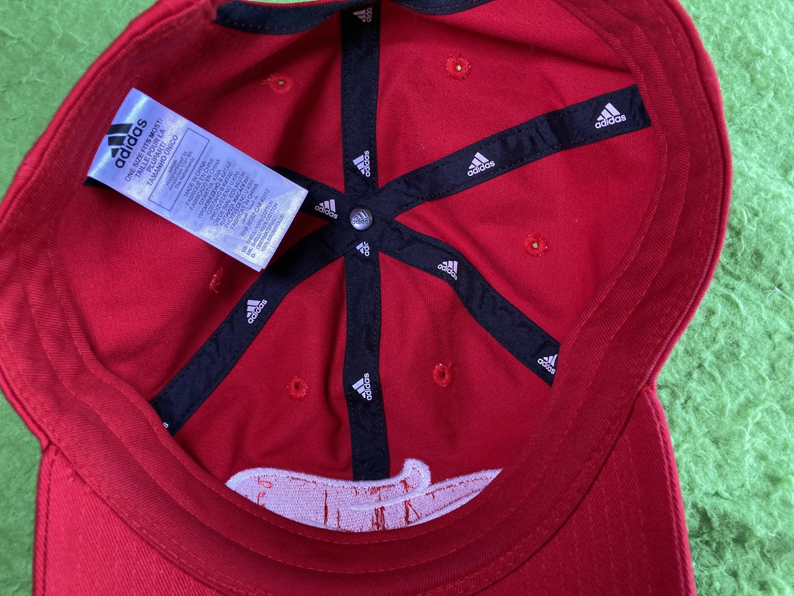 Adidas Adjustable Washed Slouch cap 100% cotton Solid Red with Adidas Logo