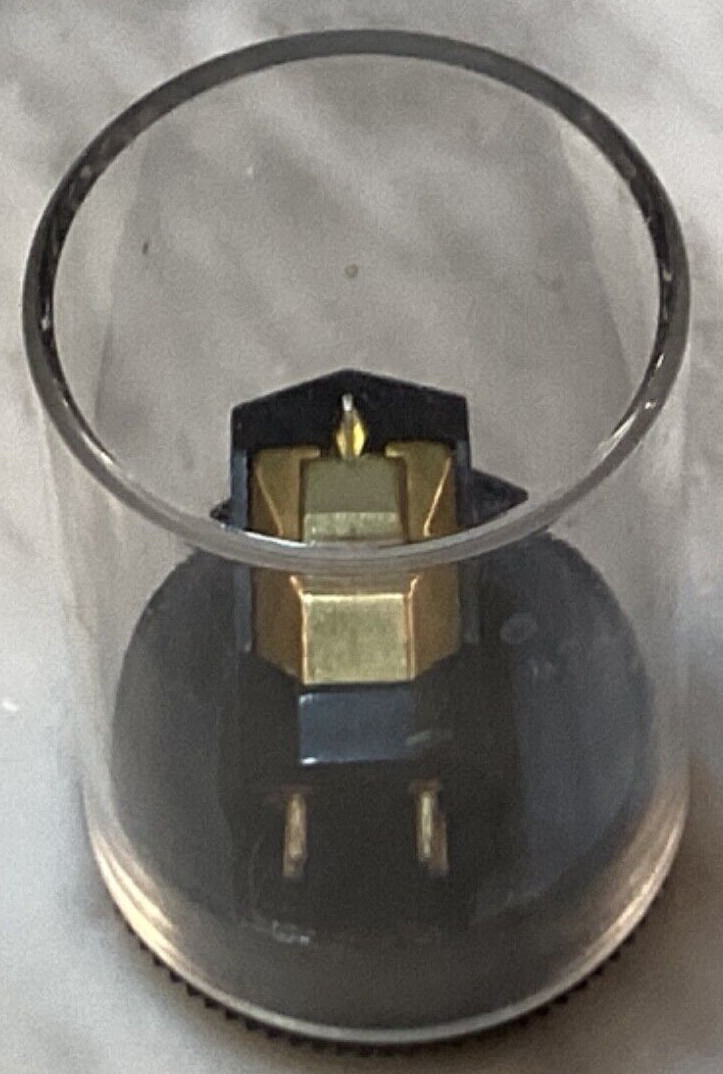AZDEN (PIEZO) YM-130 CARTRIDGE & NEW AZDEN (PIEZO) YM-130 STYLUS IN DISPLAY CASE