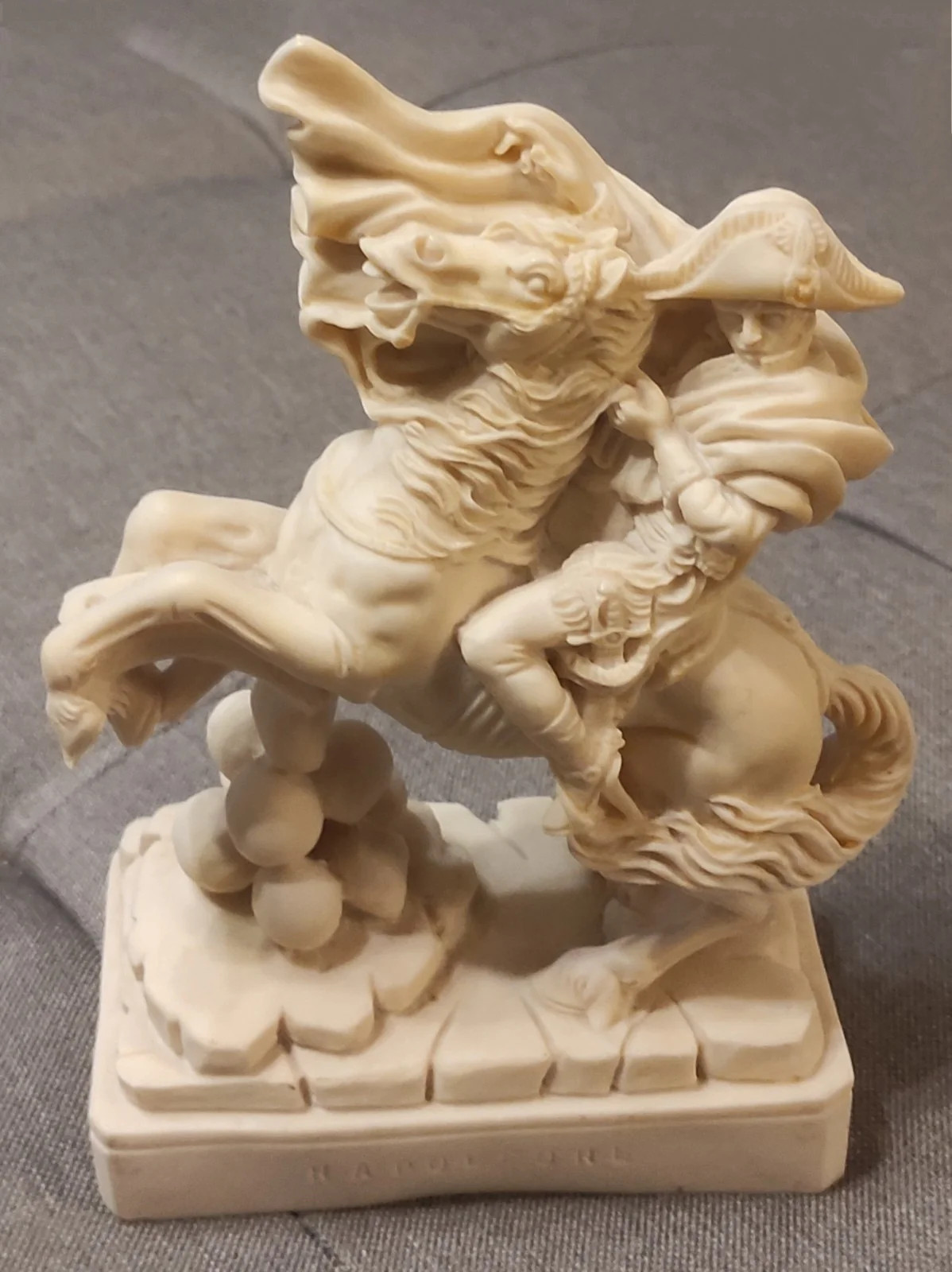 NAPOLEON BONAPARTE STATUE ON HORSEBACK - SCULPTURE SIGNED A. GIANNETTI VINTAGE
