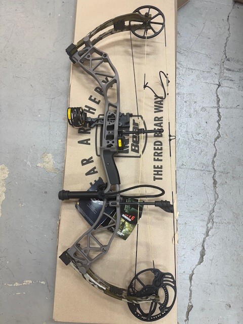 Bear Adapt RTH NEW RH 60# Grey/Bottomland (AV35A111A6R)