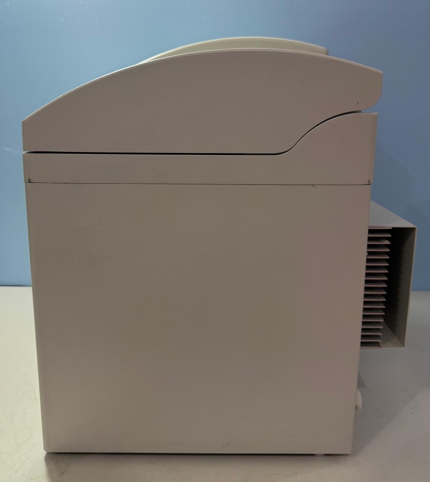 Parr 6400 Automatic Calorimeter 240V Powers On Touchscreen Works Firmware Error