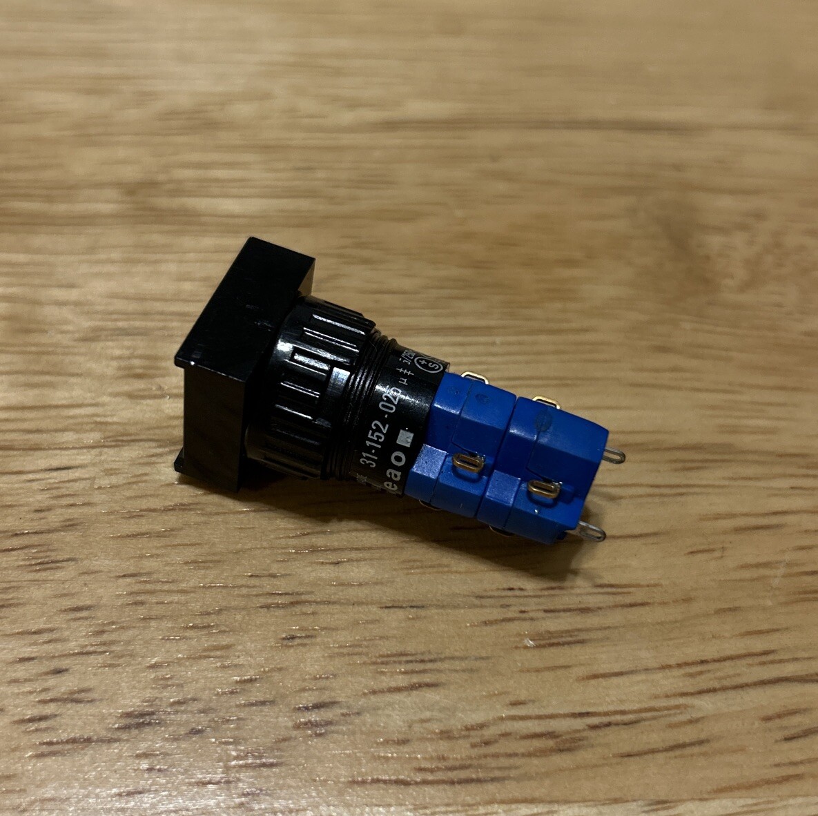 New EAO 31-152.025 Rectangular 2-Gang 5/8" Momentary Illuminated Switch. ES