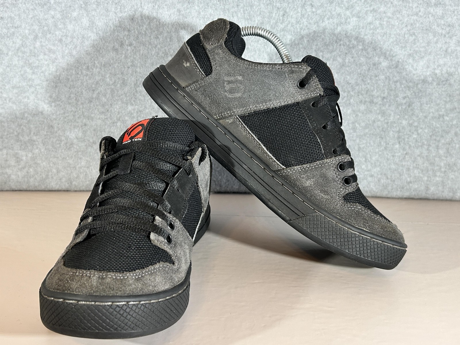 Five Ten Freerider Mens 9 Shoes Gray Black Mountain Biking MTB Cycling Adidas