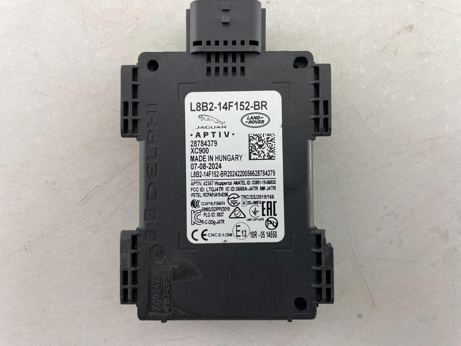 OEM | 2020 - 2023 Land RoverDefender L663 Front Blind Spot Radar Sensor Adaptive