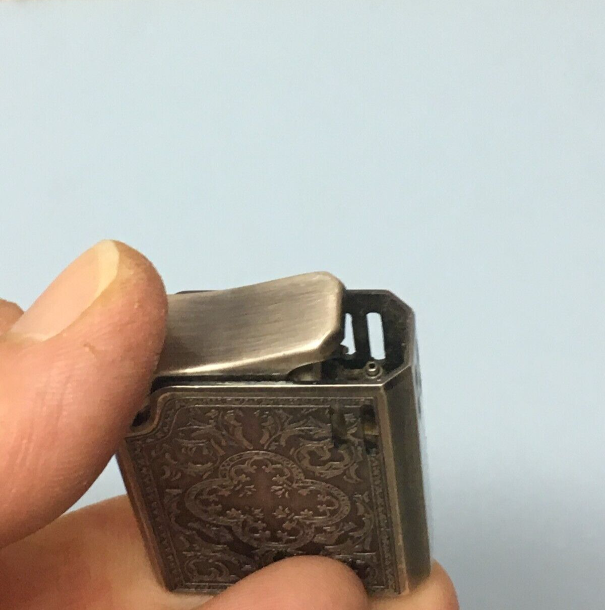 COLLIBRI LIGHTER MADE IN JAPAN ETCHED SCROLL DESIGN