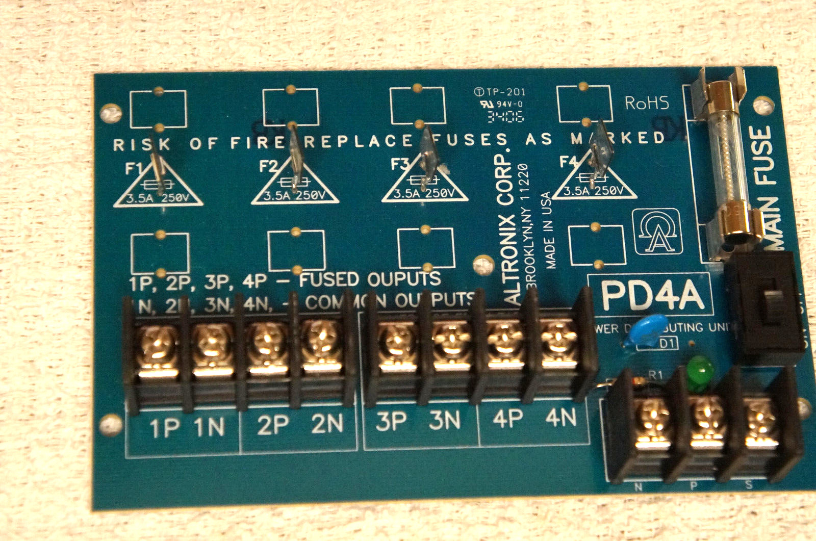 ALTRONIX PD4A Access Power Distribution Sub-Assembly 4-Fuse Panel PCB