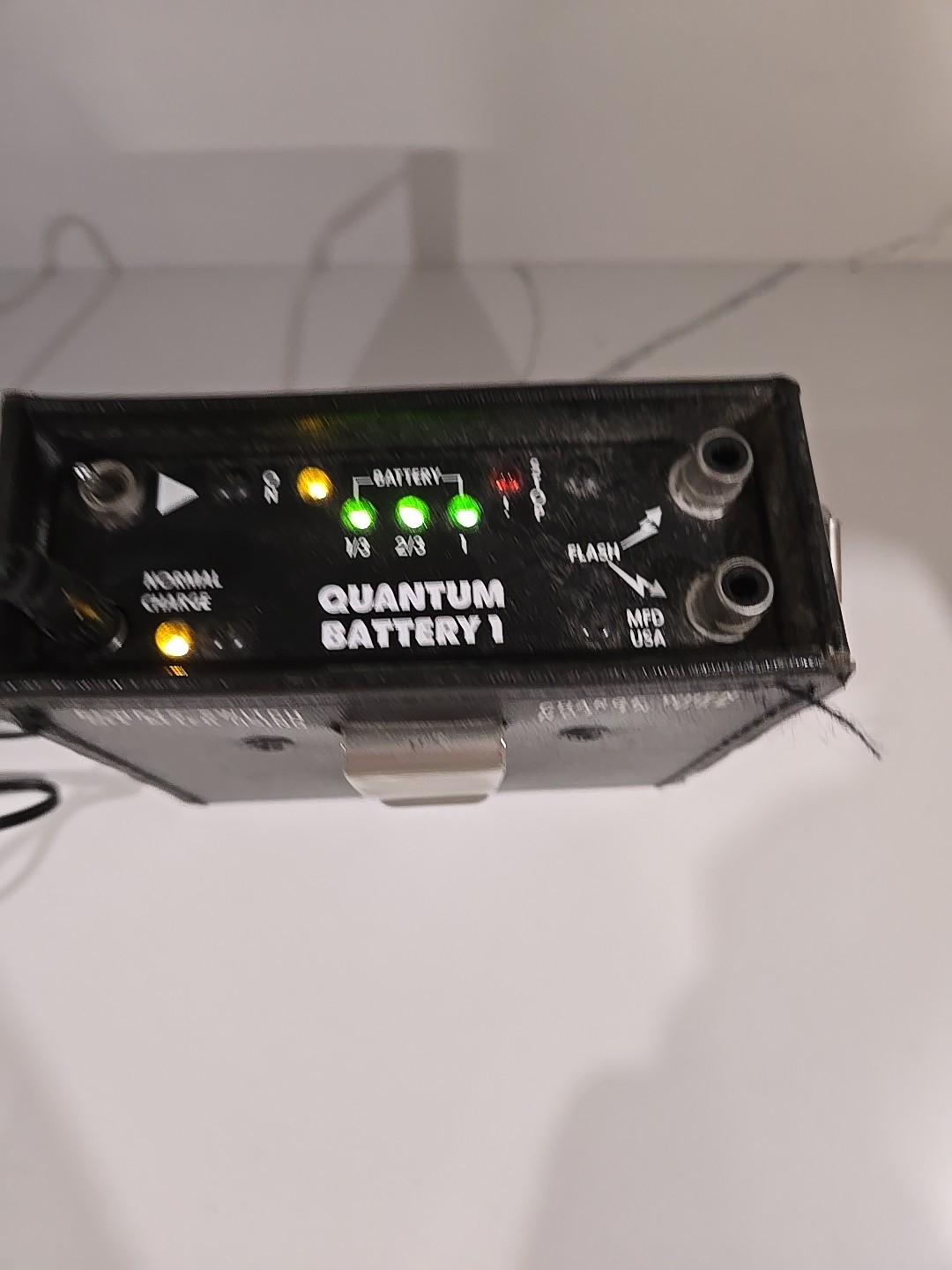 Quantum Instruments Quantum Battery 1 - With Charger
