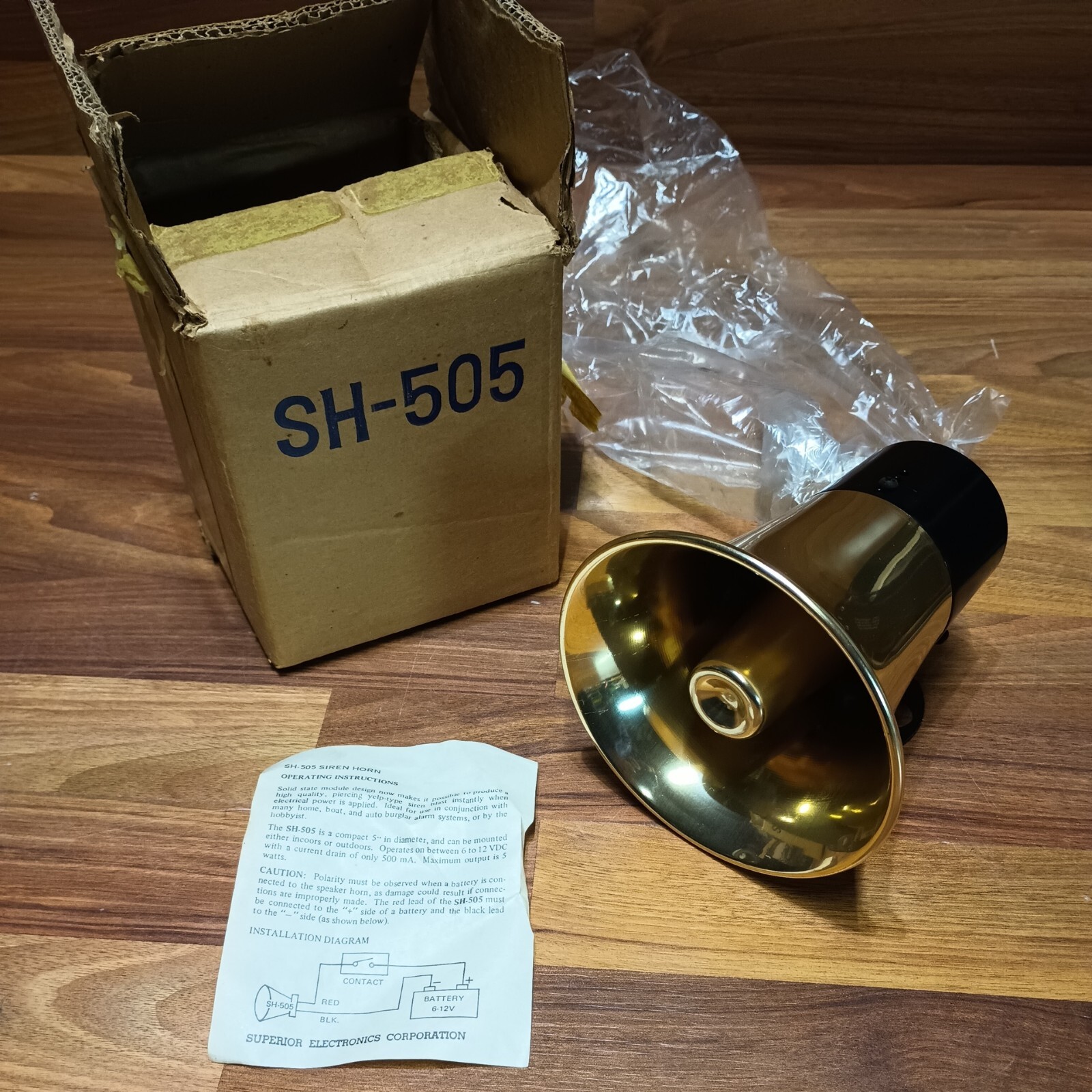 Vintage Superior Electronics SH-505 Car / Boat / Burglar 12v Siren Alarm Gold