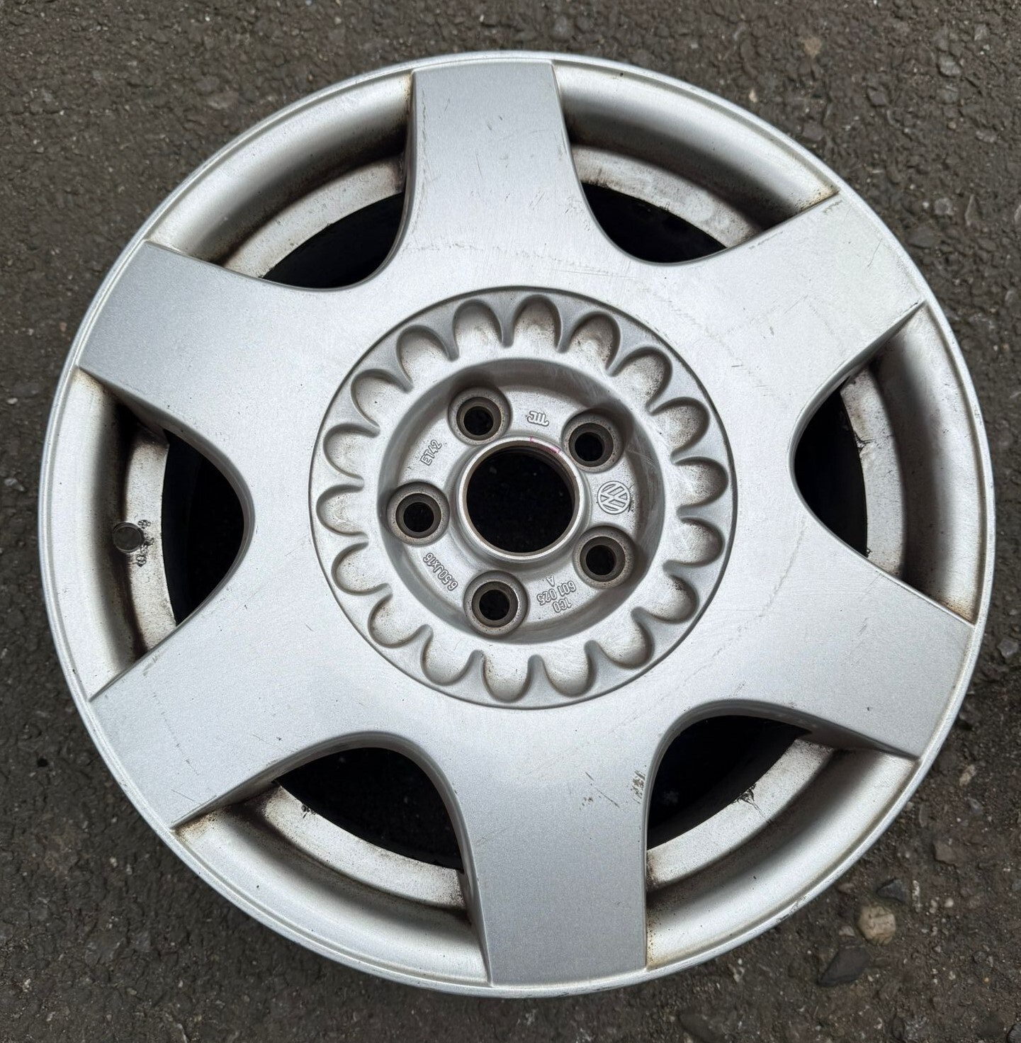 16 Inch Alloy Wheel 6.5x16 ET42 LK5x100 Rim 1x VW New Beetle 1C0601025A