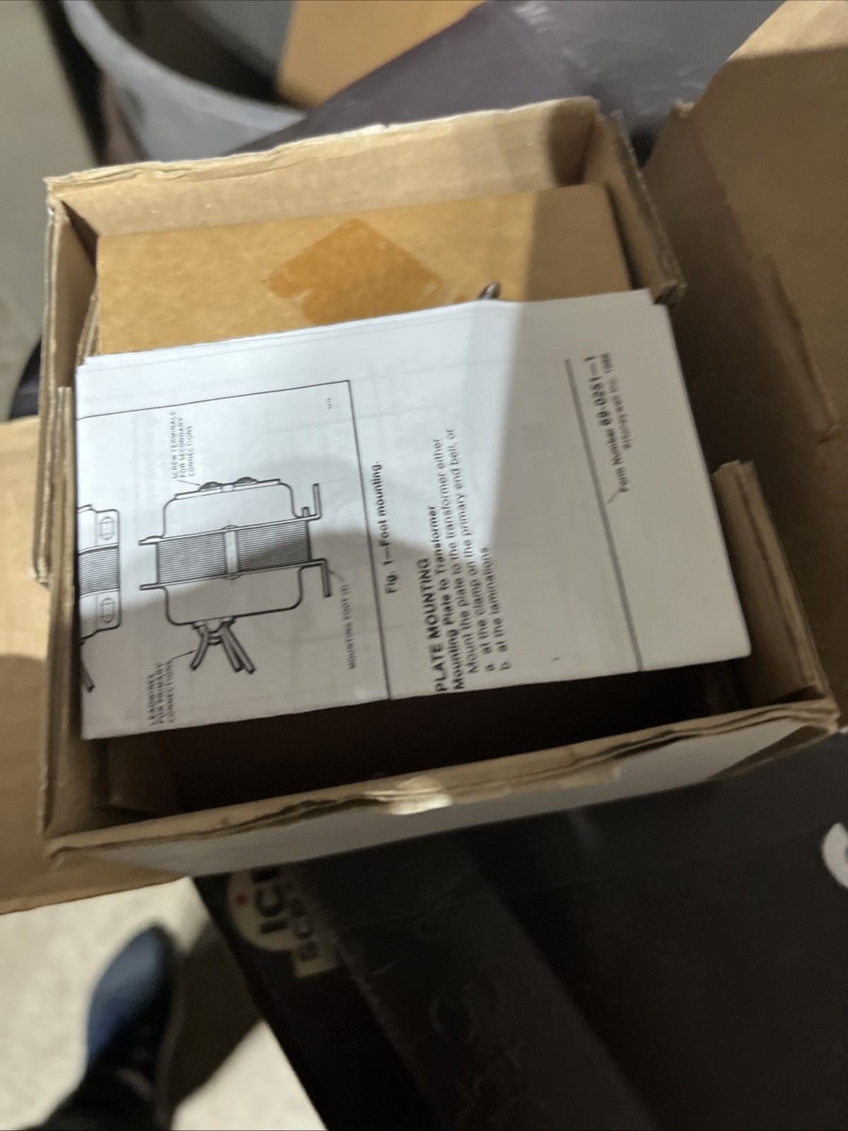Honeywell AT175A-1008 Transformer 120/208/240V, Universal Mount OEM