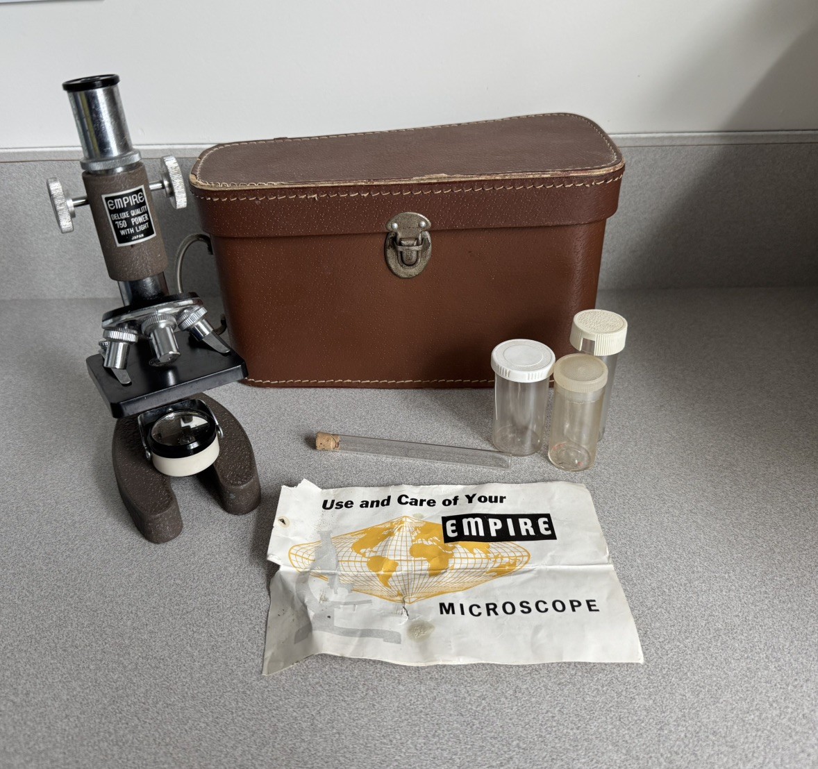 Vintage Empire Deluxe Quality 750 Power Microscope With Box & Case
