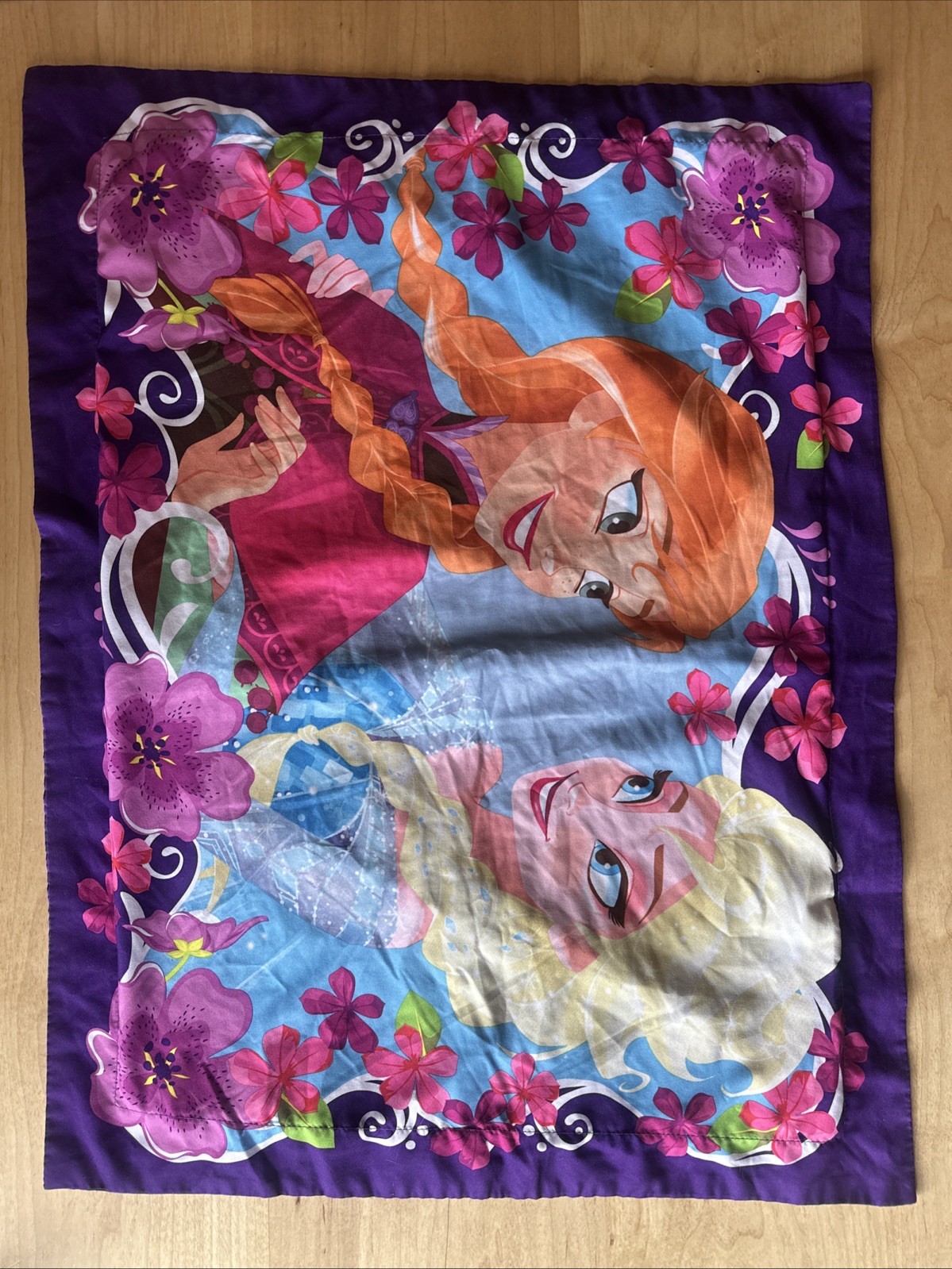 Disney FROZEN Anna Elsa  Pillow Sham Pillowcase Purple Pink Flowers 🌺