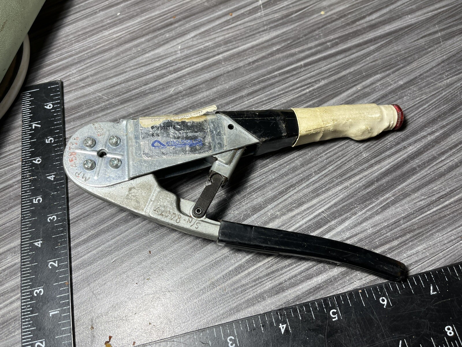 ASTRO TOOL CORP. Miniature Microcrimp Crimping Tool Cat. Number 612118 "Used"