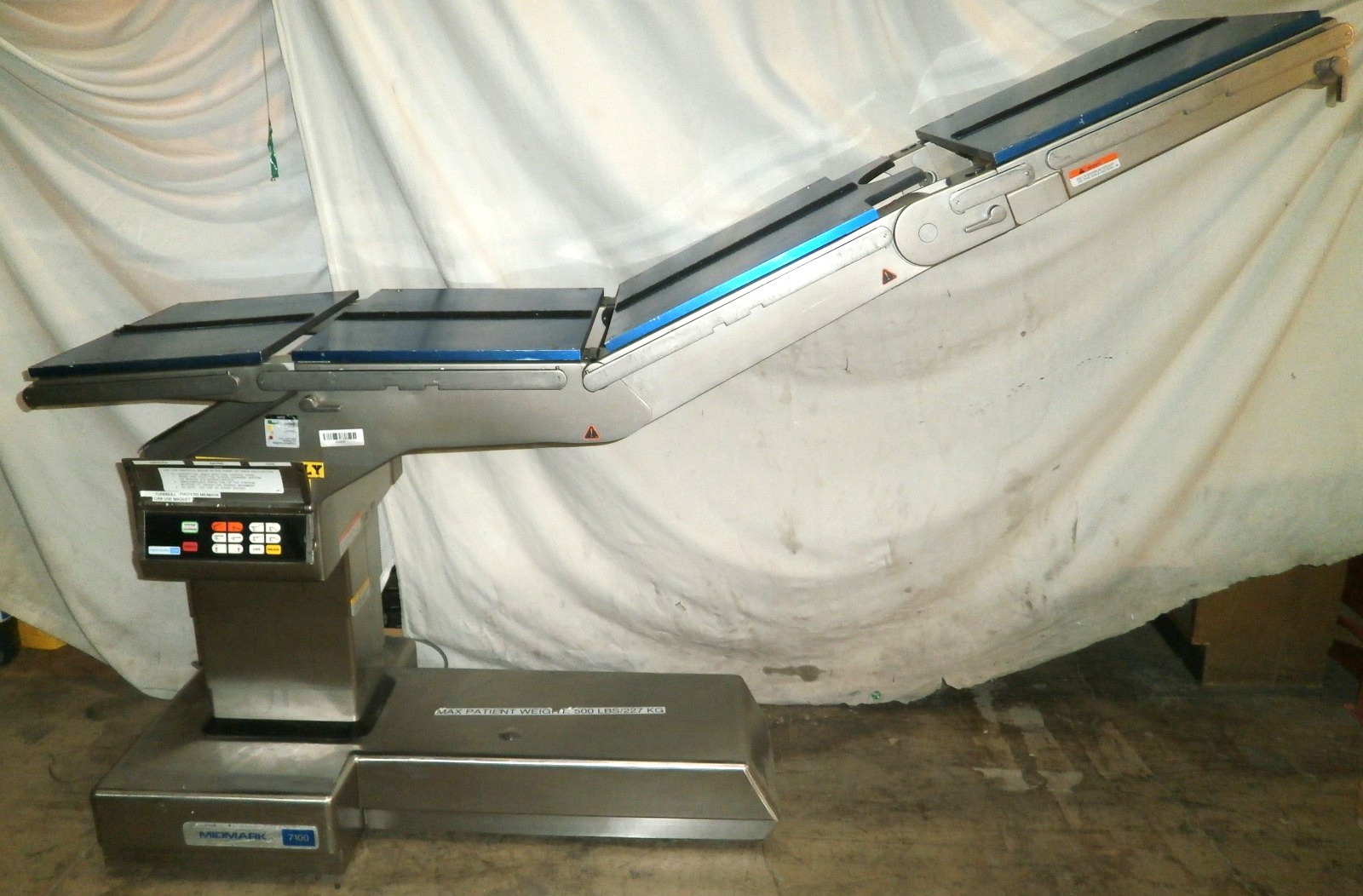 Midmark 7100 Surgical Table Max Weight 500 lbs