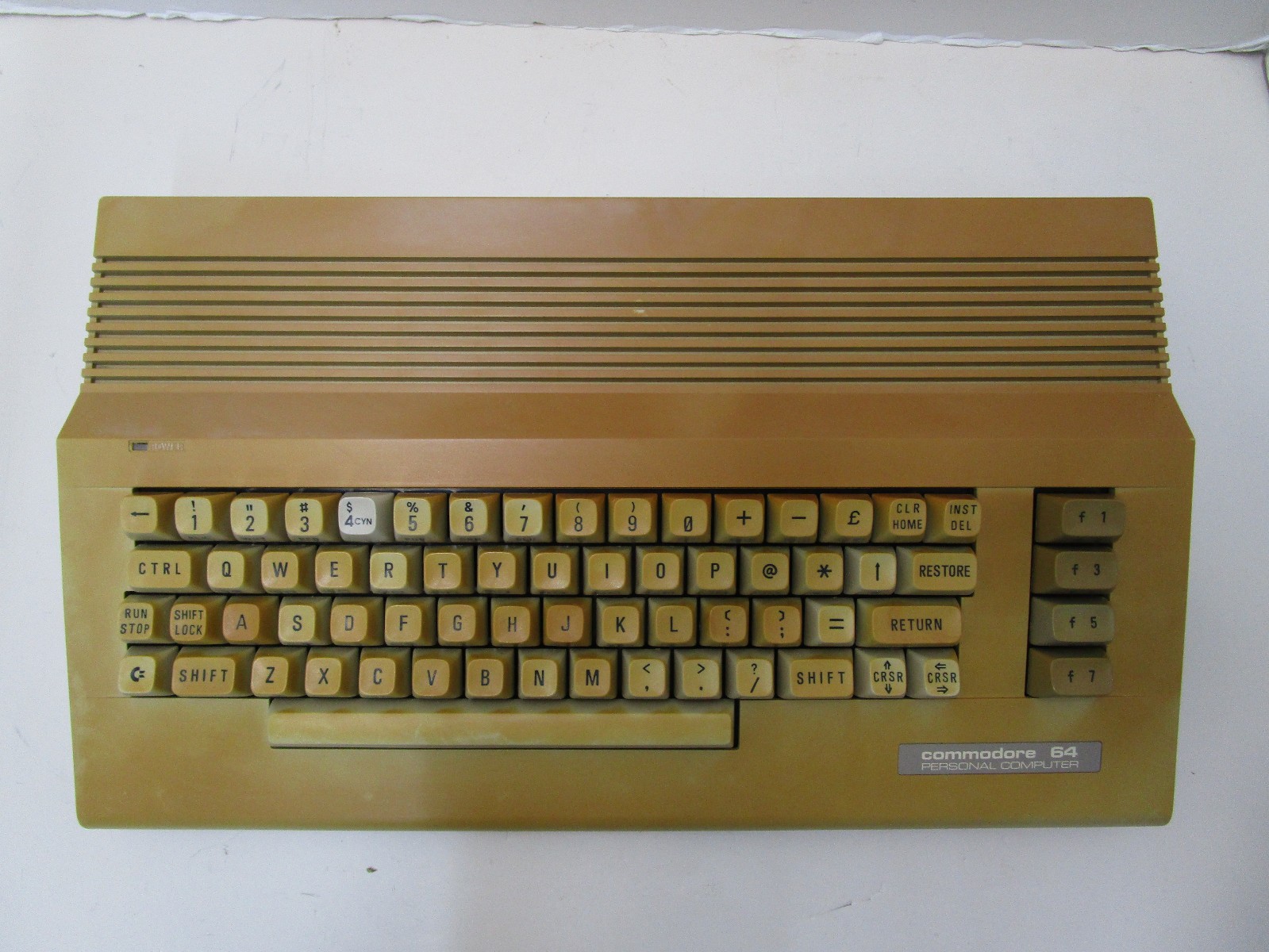COMMODORE 64C COMPUTER 250466 HEATSINKS C64C TESTED AND WORKING LOT#X8 💻