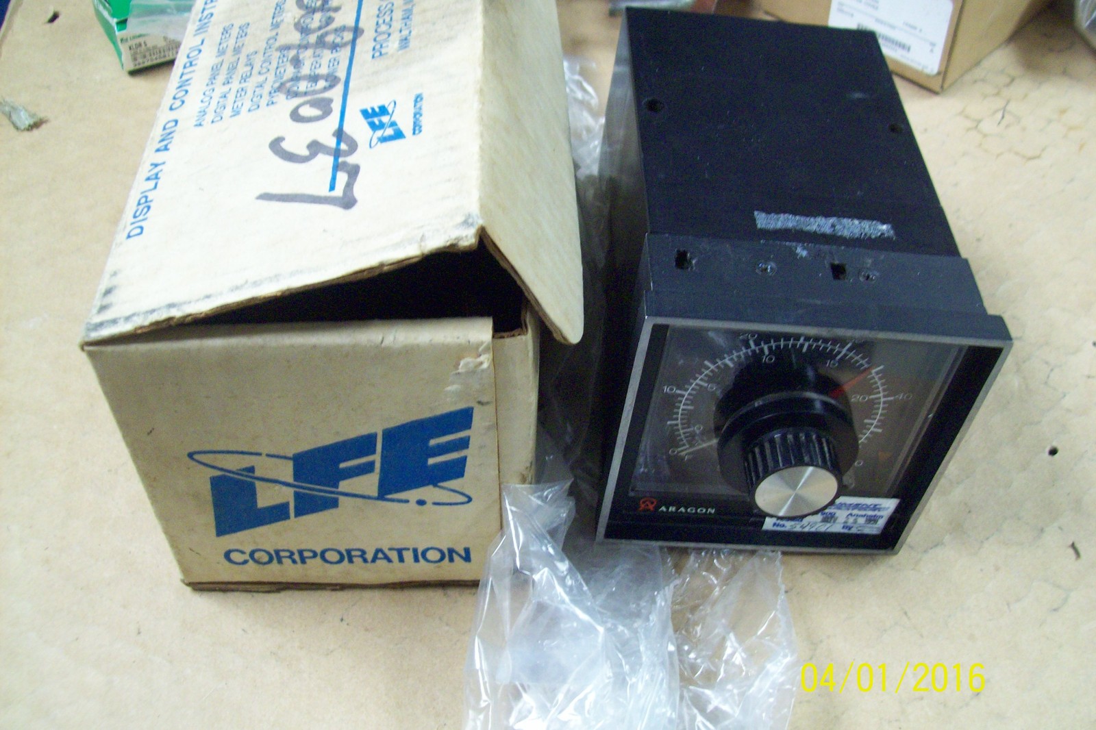 *NEW* LFE CORPORATION TEMPERATURE CONTROLLER MODEL 232 2RM