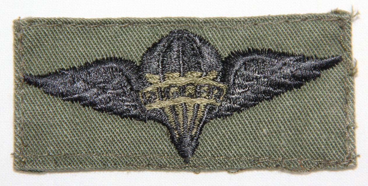ORIGINAL U.S. ARMY RIGGER CHEST PATCH