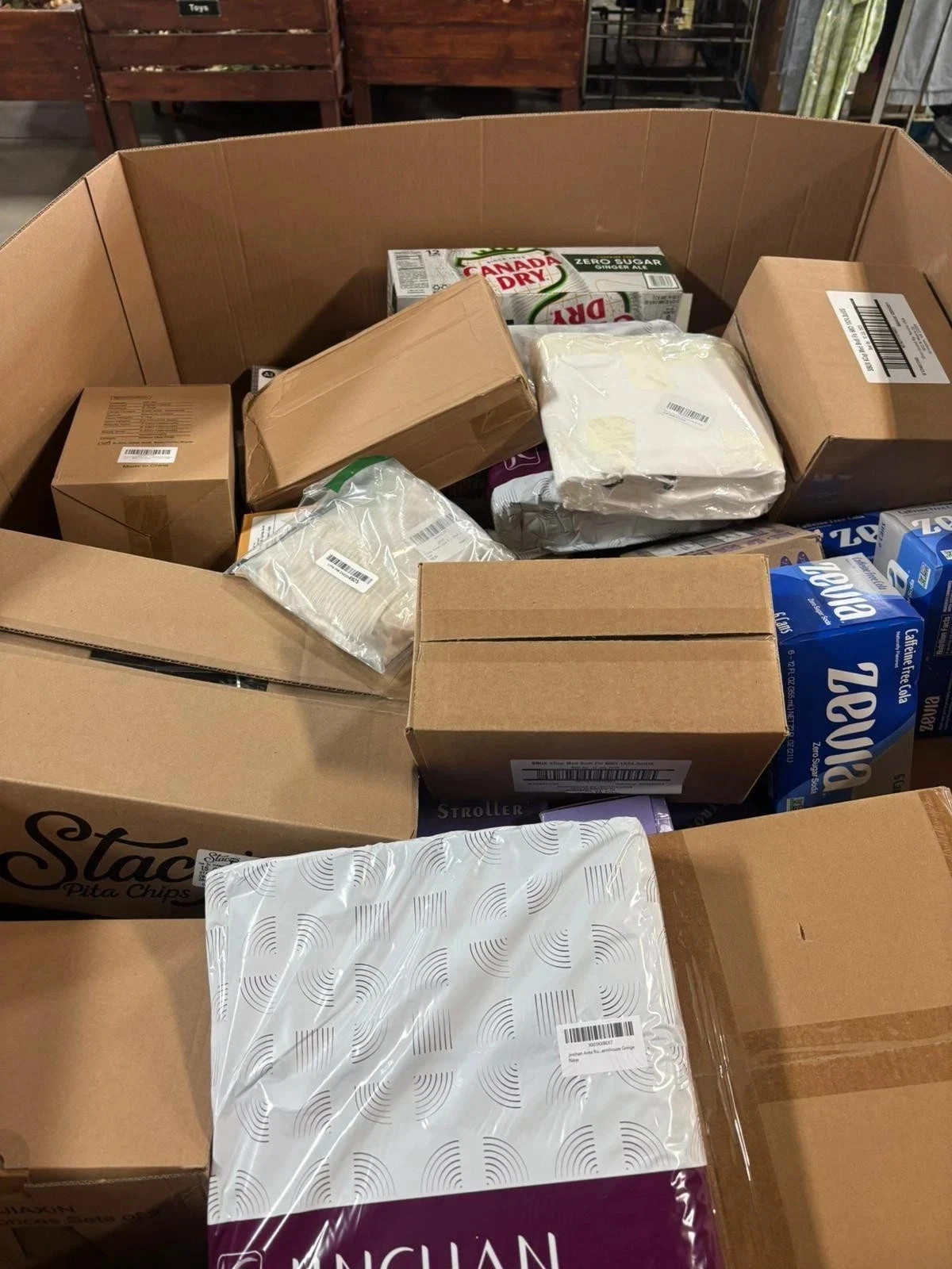 New liquidation retail mystery box from Home Goods and Target. Medium.