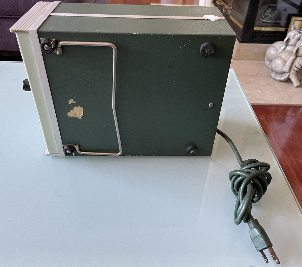 Boonton RF Millivolt Meter Model 92A No Probe Powers On As Is