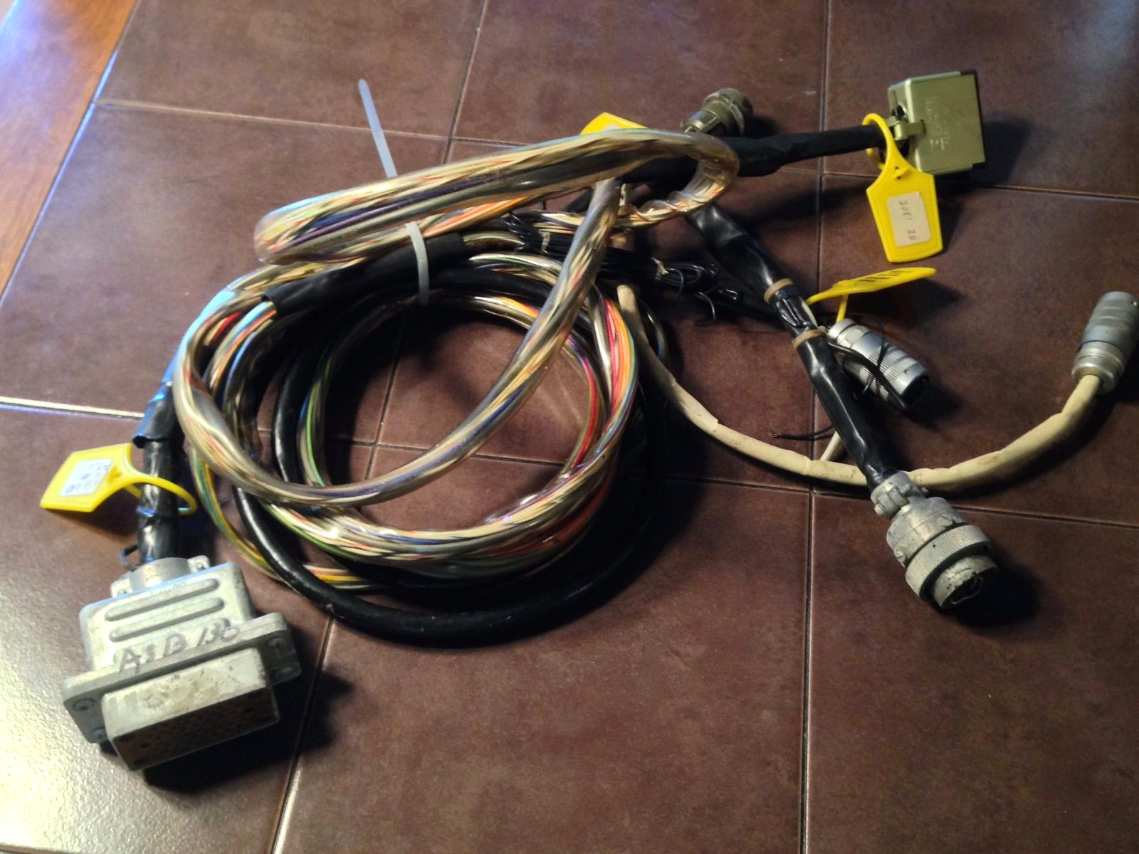 Sunair ASB 130 and ASB-320 Connectors with wires