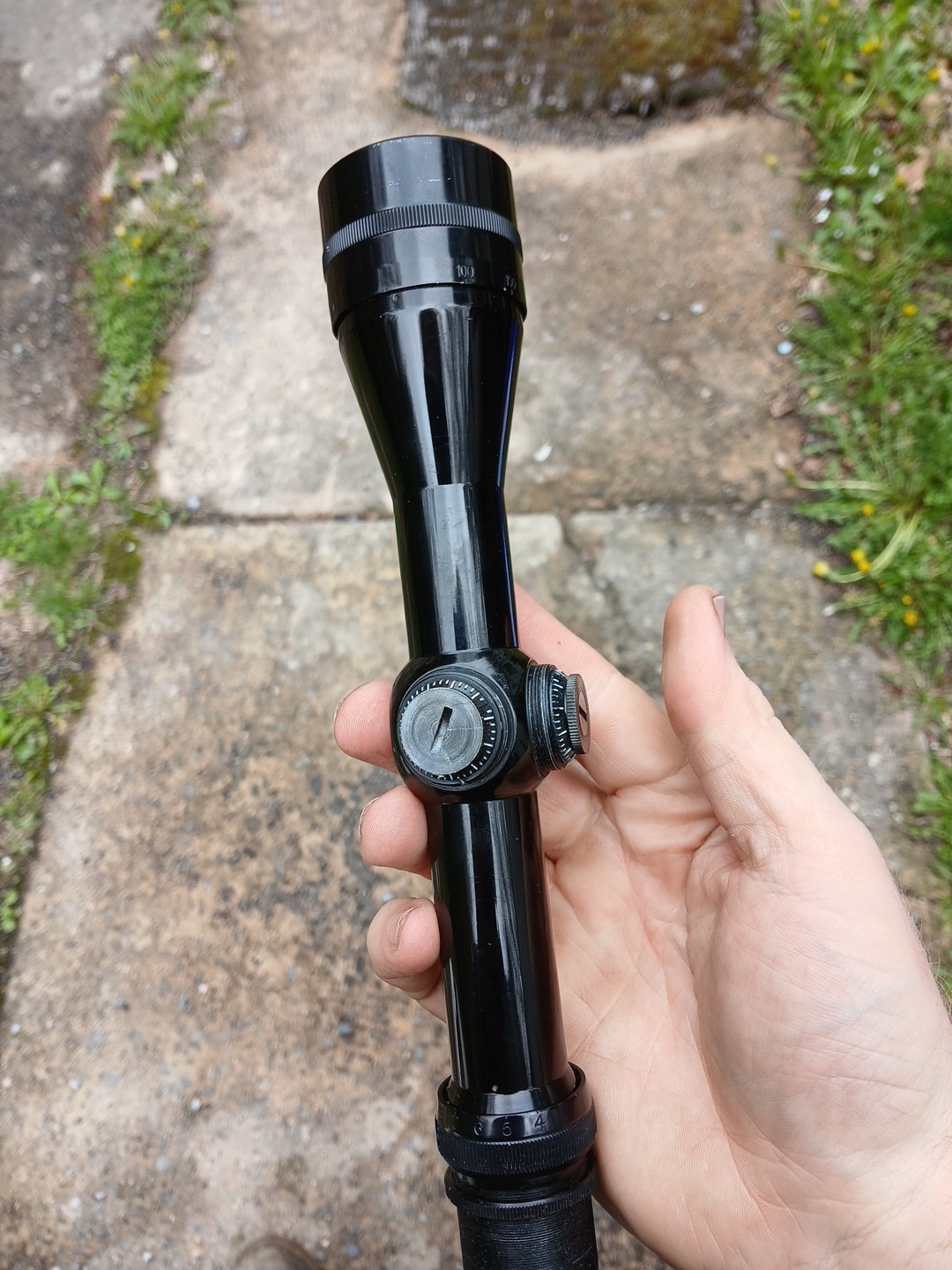 4-12 BURRIS SCOPE Glossy Missing Parts