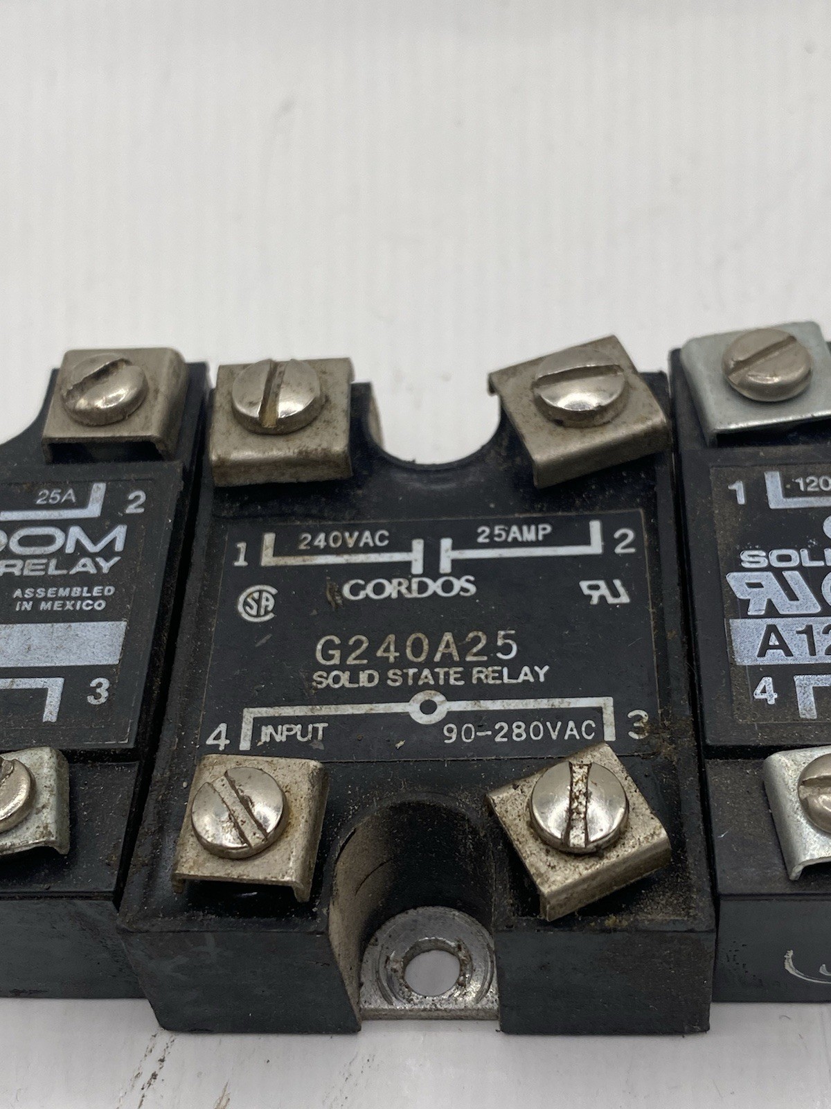 CRYDOM A2425 Solid-State Relay Input 90-280V Output 240V 25A And A1225, G240a25